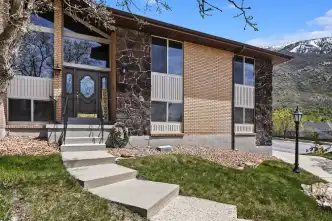 Juli-and-Brett-Real-Estate-previous-home-sold-2023-Sandy Juli-and-Brett-Real-Estate-previous-home-sold-2023-Sandy